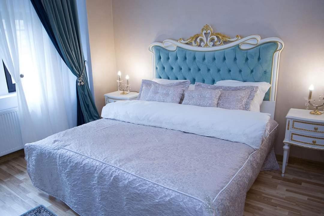 Hotel Boutique Vila Lakastel 시나이아 외부 사진
