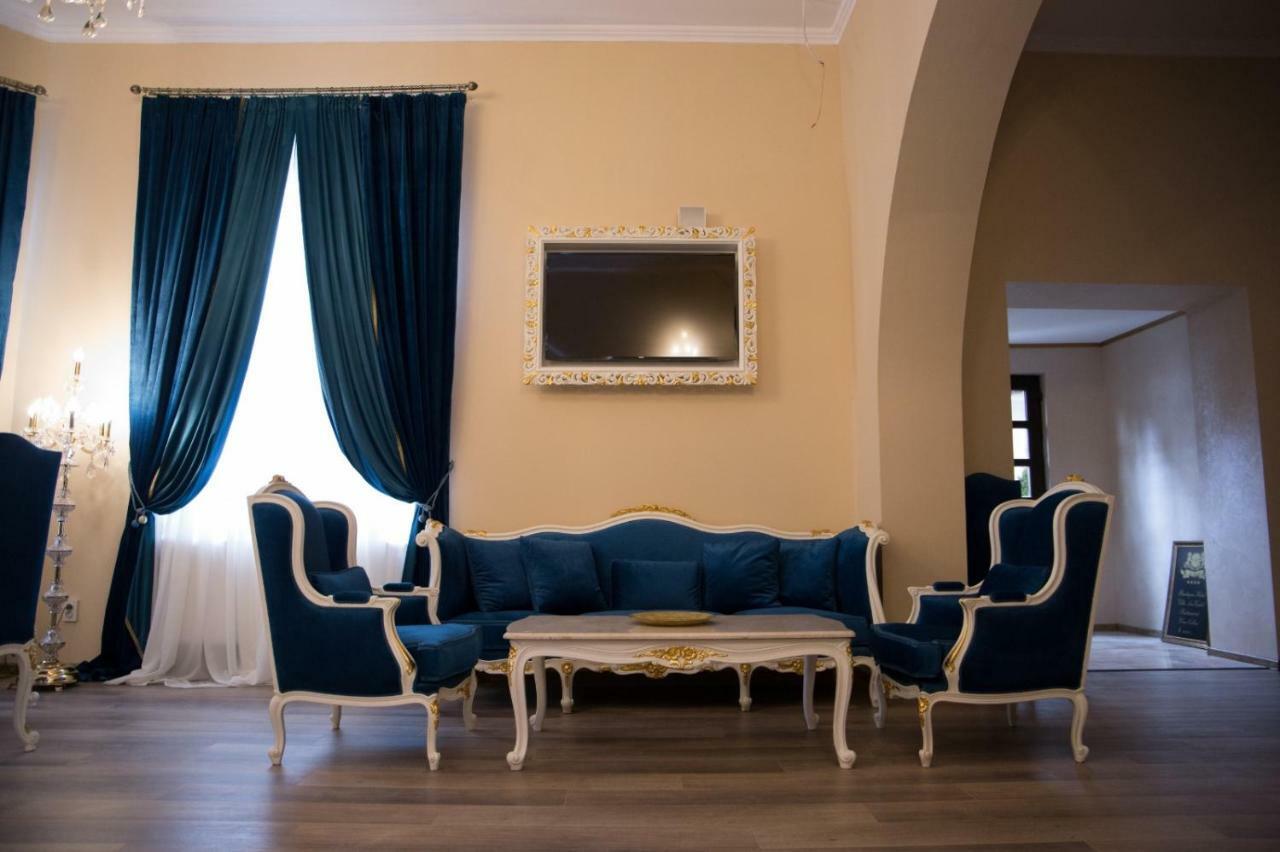 Hotel Boutique Vila Lakastel 시나이아 외부 사진