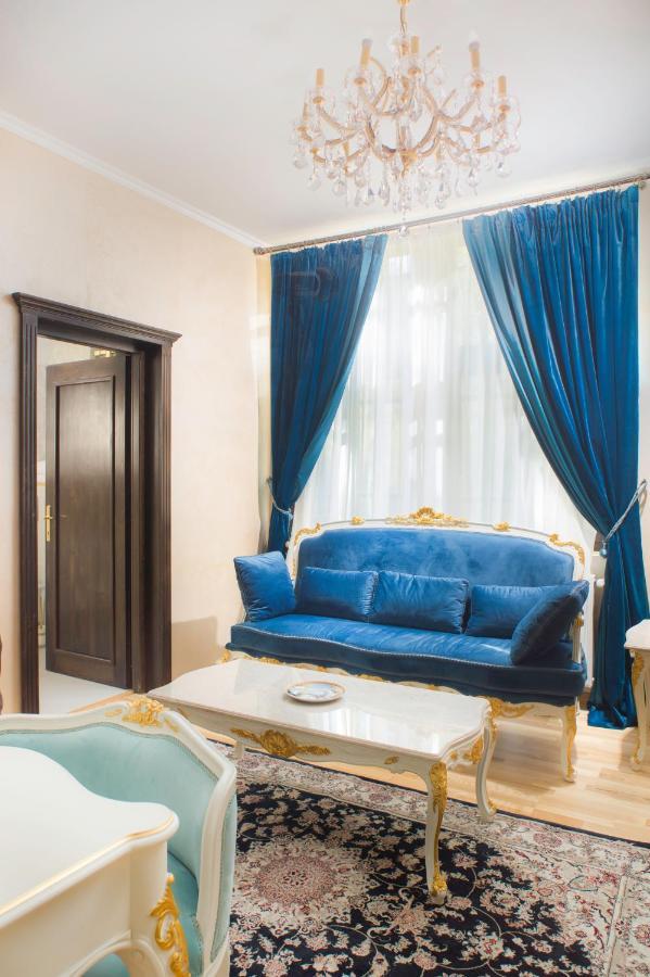 Hotel Boutique Vila Lakastel 시나이아 외부 사진